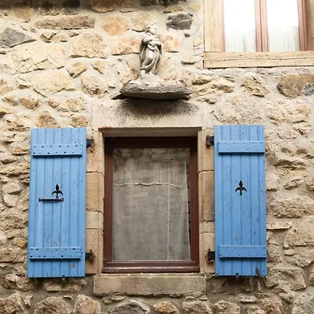 Au Bout Du Reve Dans Les Monts D'ardeche Дом отдыха *